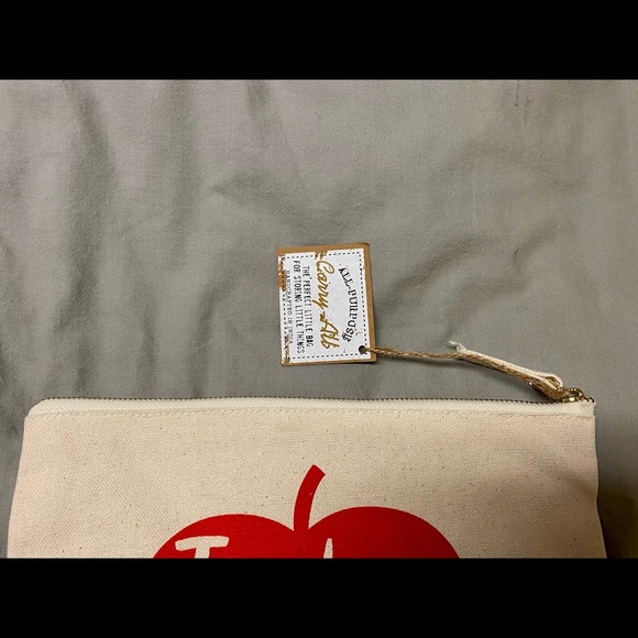 2 “Teachers” small Totes🍎🍎 - Picture 5 of 8